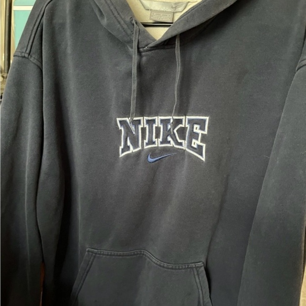 Vintage Nike Men's Navy Hoodie